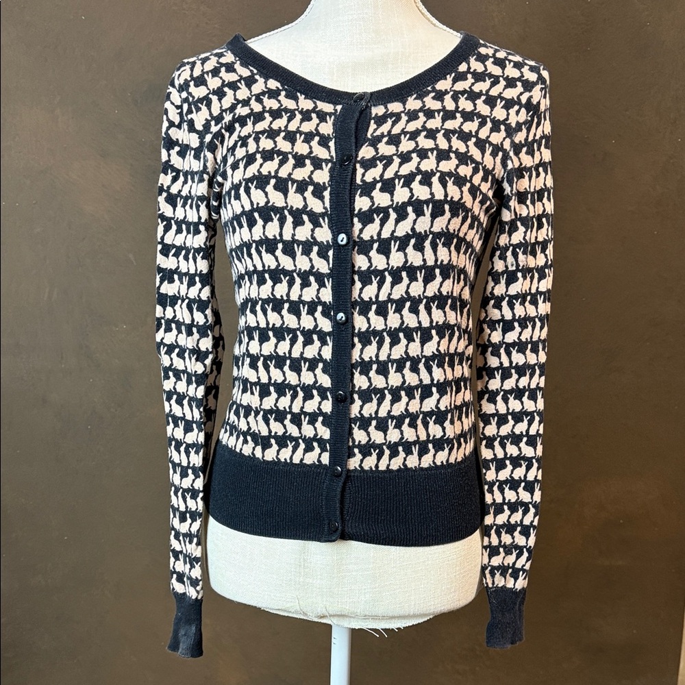 Divided H&M Black and Cream Bunny Rabbit Patterned Women's Sweater